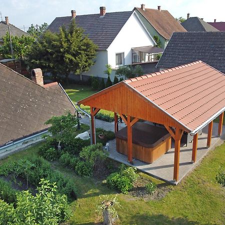 Füzesi Papa Vendégház Harta Dış mekan fotoğraf